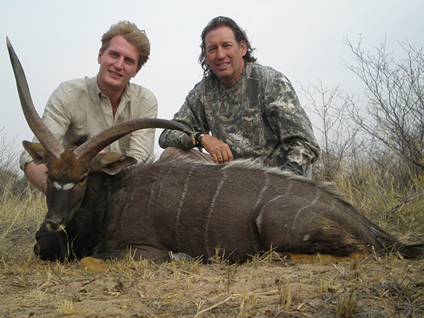 Plains-game hunting photography